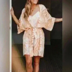 Maison Du Soir Magnolia Luxe Yellow and White Palm Print Robe/Kimono - xs/s